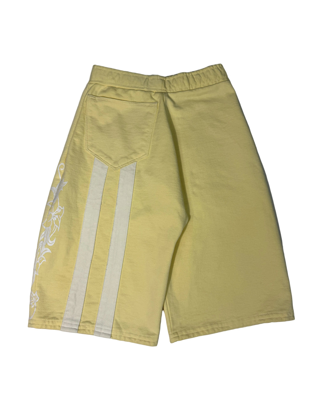 YELLOW ORCHID CAPRI SWEATSHORTS